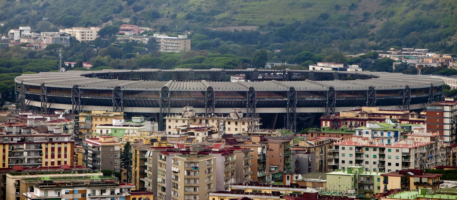 napoli stadium visit