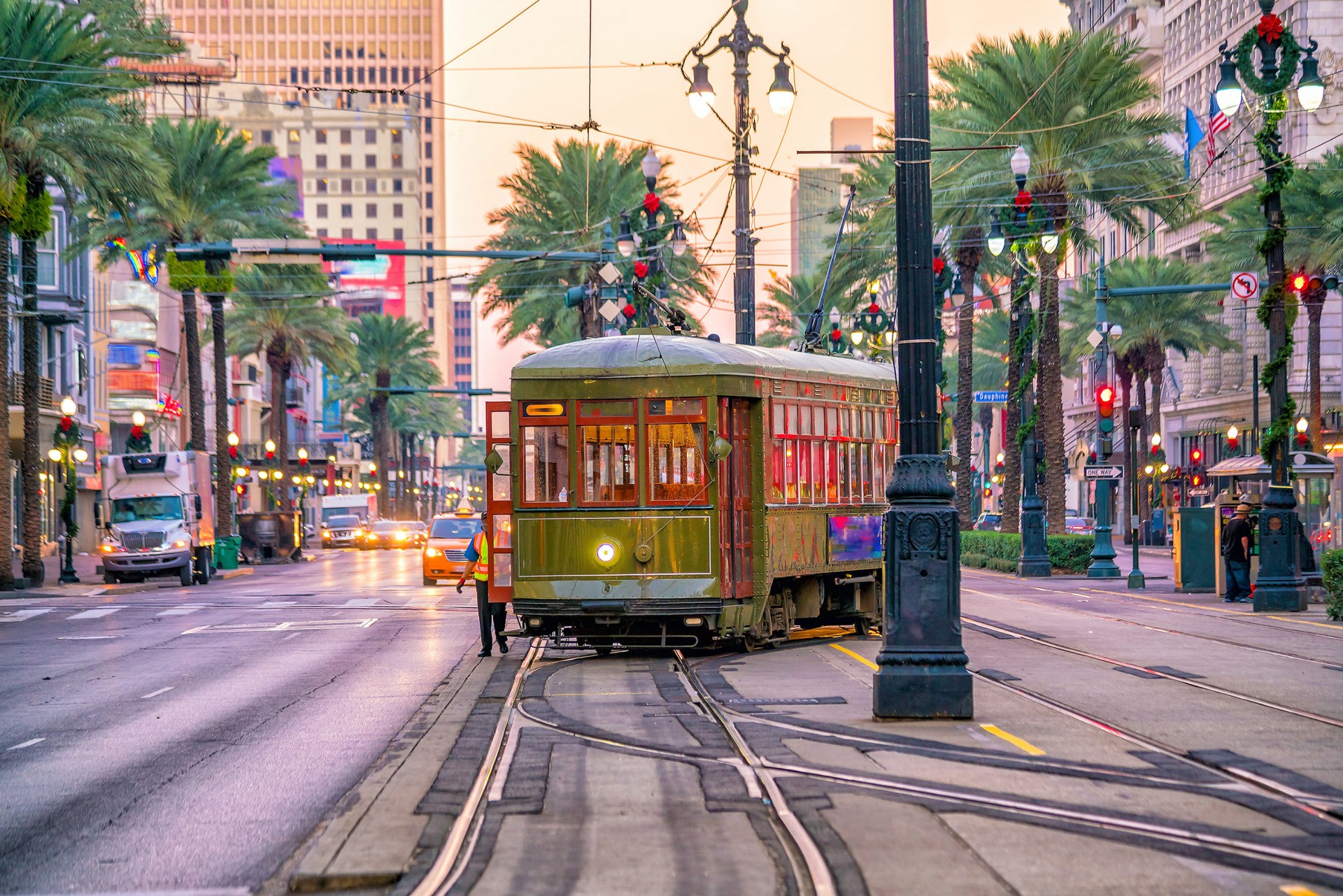 new orleans streetcar tours